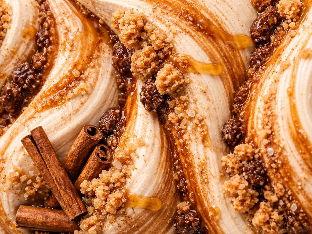 Cinnamon Bun Ice Cream